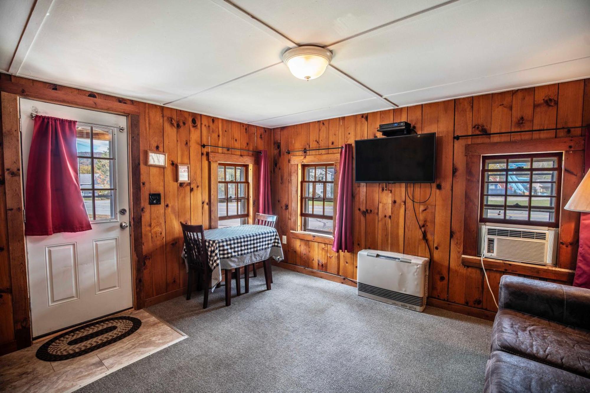 Pemi Cabins Lincoln Exterior photo
